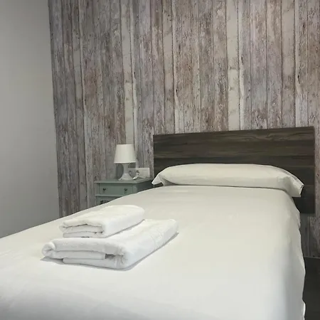 Rentalsevilla Cardenal Rodrigo De Castro Apartment Seville