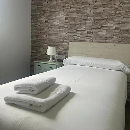 Rentalsevilla Cardenal Rodrigo De Castro Apartment Seville