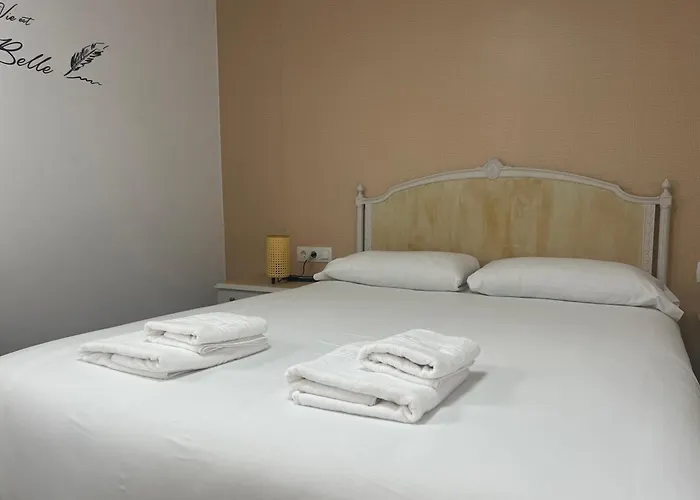 Rentalsevilla Cardenal Rodrigo De Castro Sevilla
